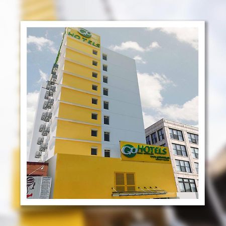 Go Hotels Timog Quezon City Exterior photo