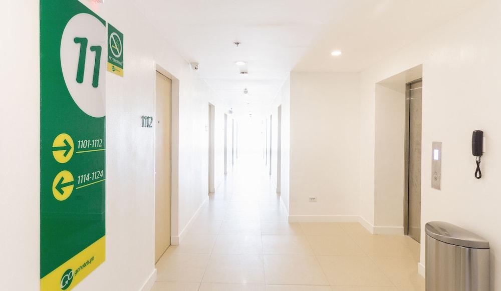 Go Hotels Timog Quezon City Exterior photo