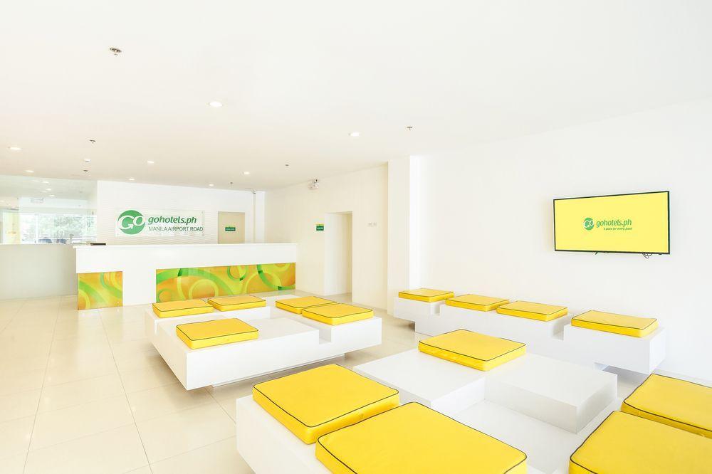 Go Hotels Timog Quezon City Exterior photo